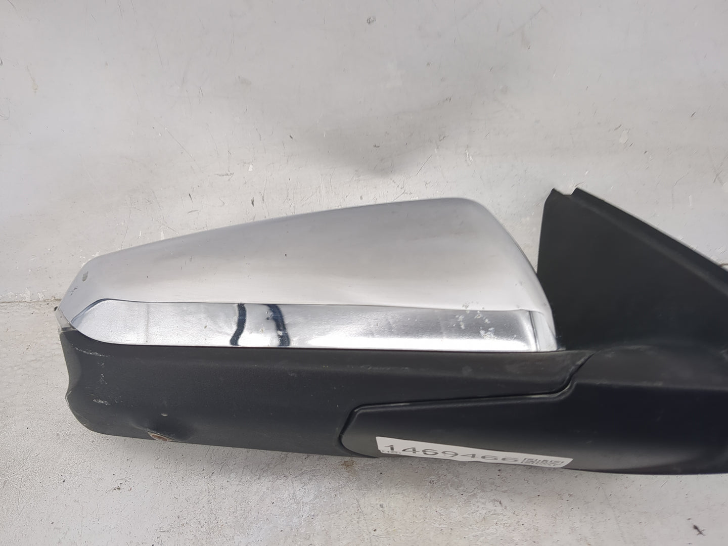 2019-2022 Chevrolet Equinox Passenger Side View Mirror - Right Door Mirror OEM Used - Oemusedautoparts1.com