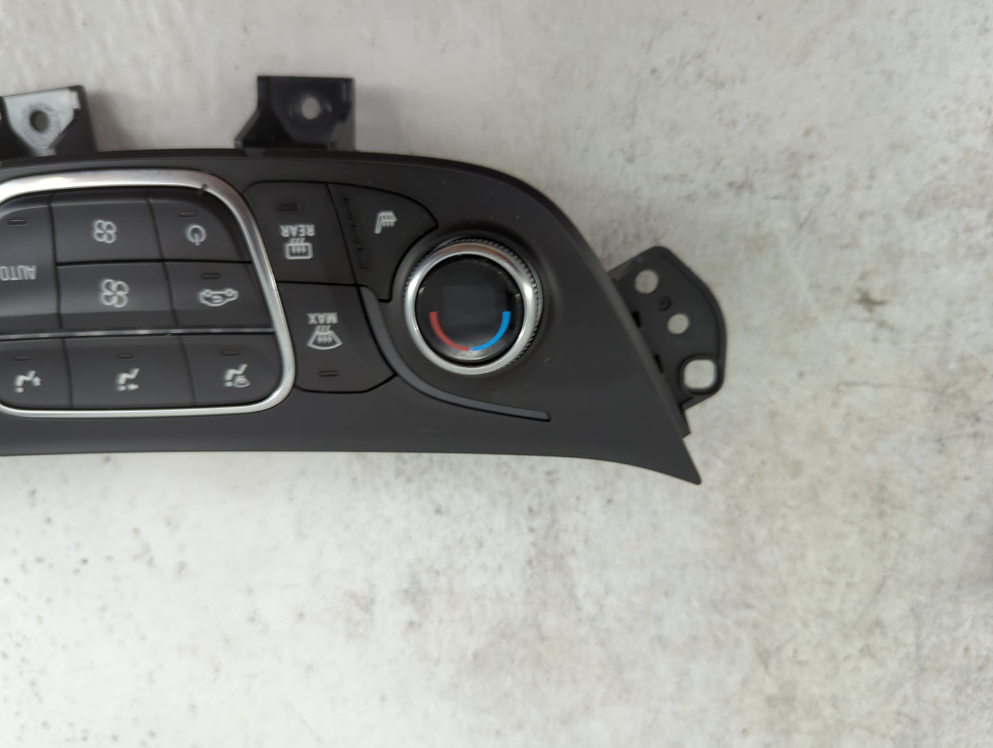 2018-2019 Chevrolet Equinox Climate Control Module Temperature AC/Heater Replacement P/N:84422506 7370200000000X Fits OEM Us