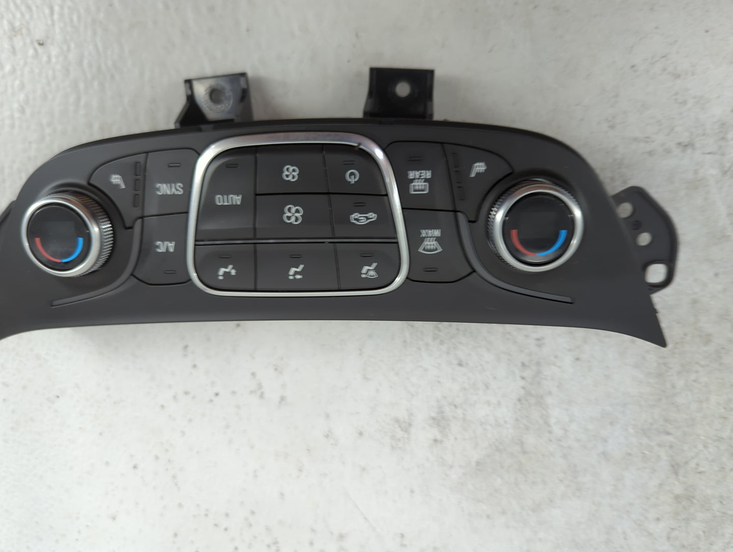 2018-2019 Chevrolet Equinox Climate Control Module Temperature AC/Heater Replacement P/N:84422506 7370200000000X Fits OEM Us