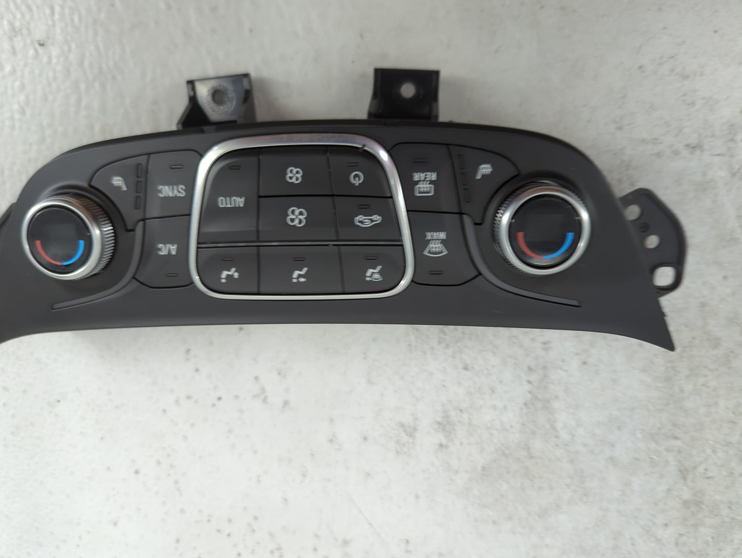 2018-2019 Chevrolet Equinox Climate Control Module Temperature AC/Heater Replacement P/N:84422506 7370200000000X Fits OEM Us