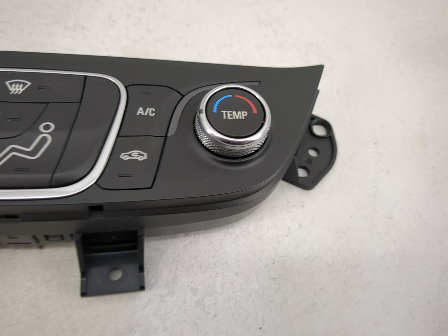 2019-2021 Chevrolet Equinox Climate Control Module Temperature AC/Heater Replacement P/N:84422503 7370200000000X Fits OEM Us