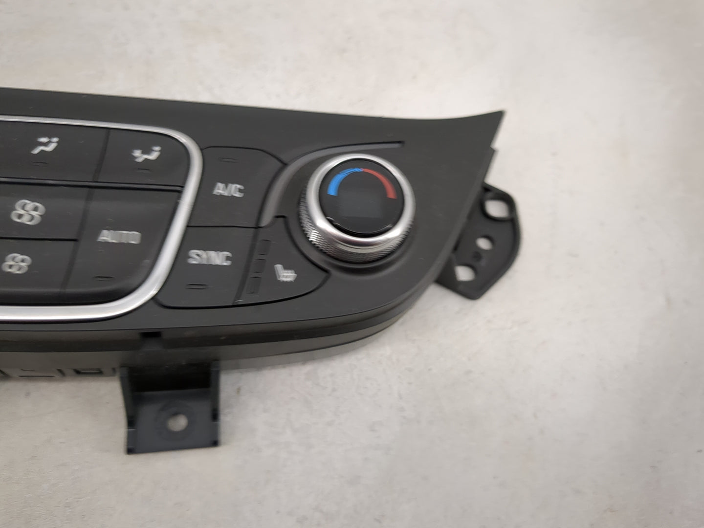 2018-2019 Chevrolet Equinox Climate Control Module Temperature AC/Heater Replacement P/N:84422506 7370200000000X Fits OEM Us