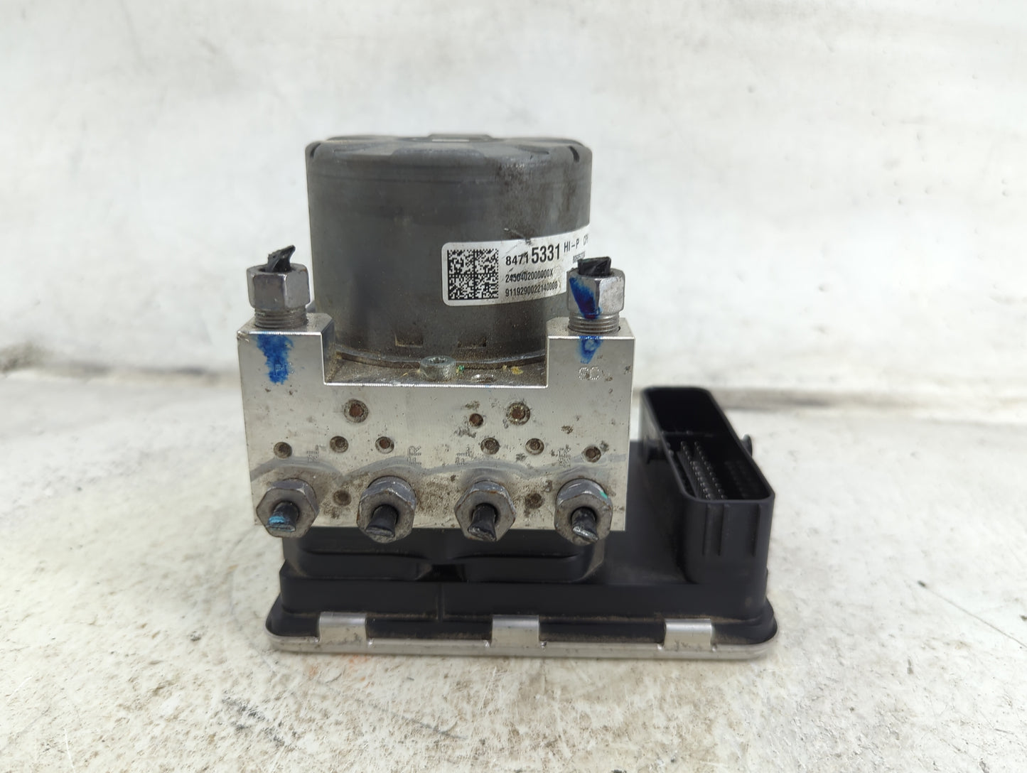 2019-2020 Chevrolet Equinox ABS Pump Control Module Replacement P/N:84715331 68212819 Fits Fits 2019 2020 2021 2022 OEM Used