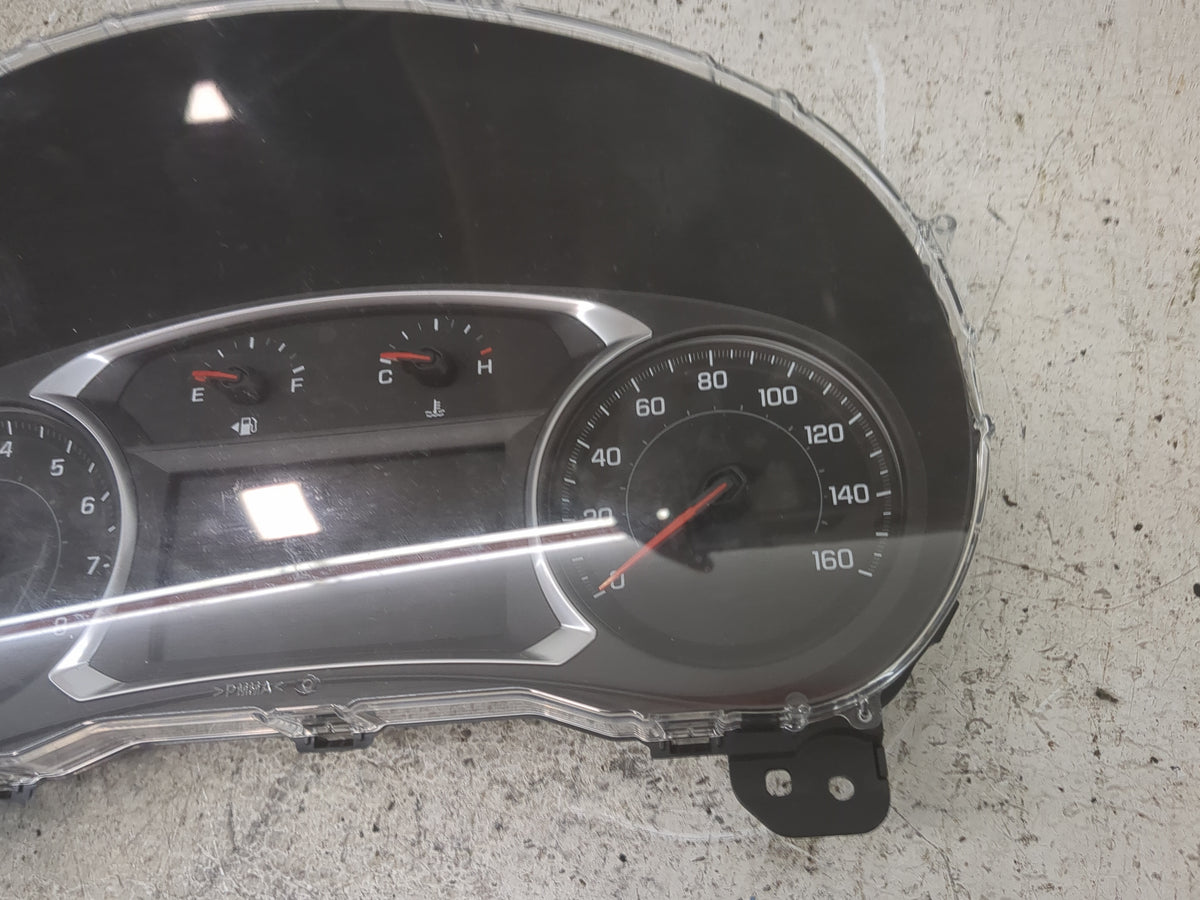 2019 Chevrolet Equinox Instrument Cluster Speedometer Gauges P/N:84562488 GM-0086-001-MR-CF0F Miles: Fits OEM Used Auto Part