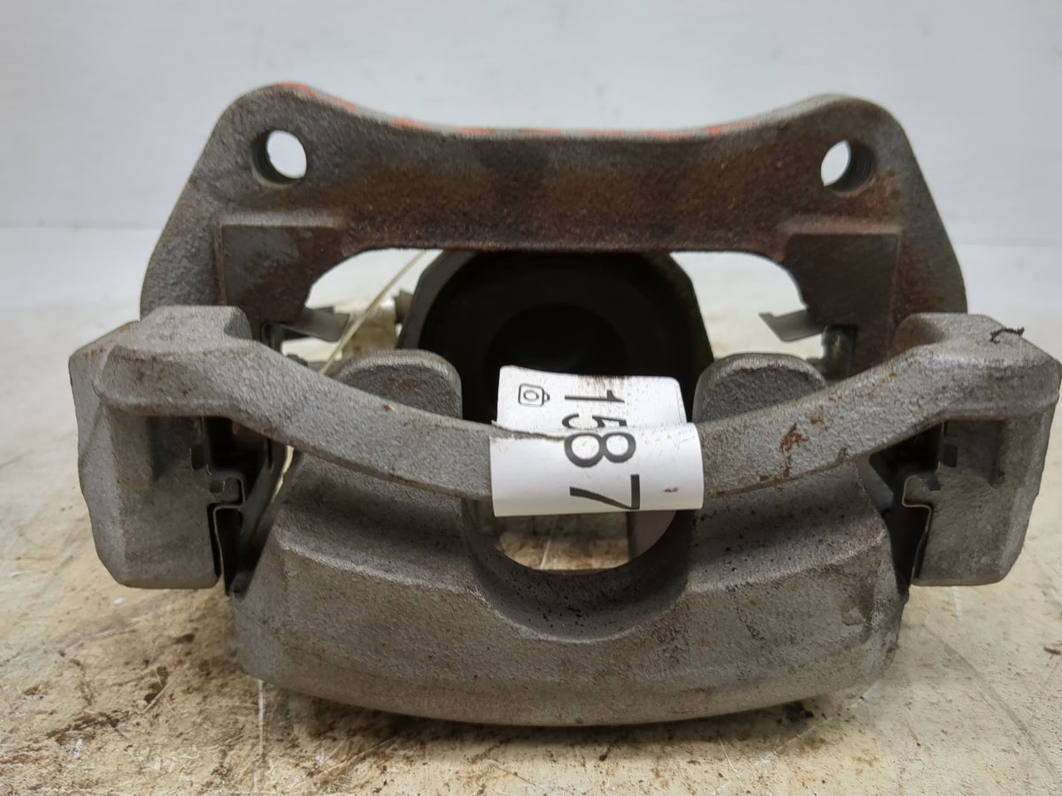 2018-2020 Chevrolet Equinox Front Driver Left Brake Caliper 1518767 - Oemusedautoparts1.com