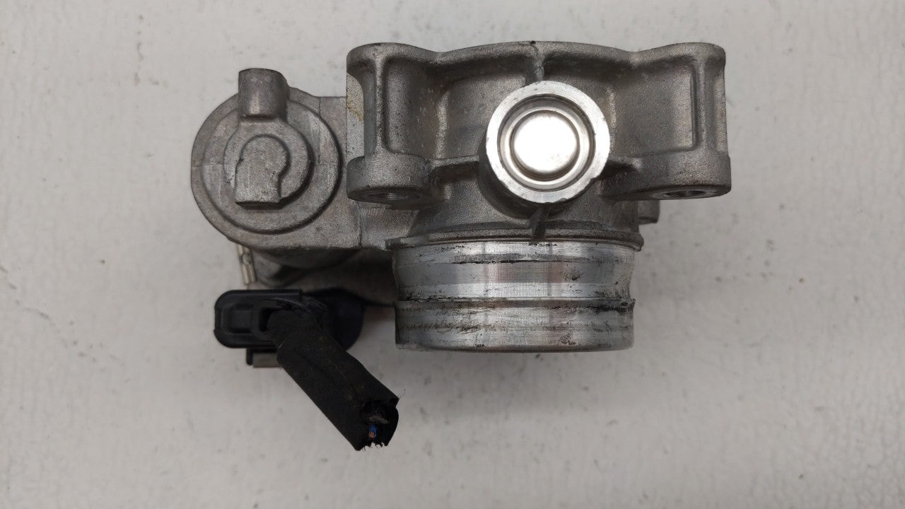2018-2019 Chevrolet Equinox Throttle Body P/N:12659491BA 12671379AA Fits Fits 2016 2017 2018 2019 OEM Used Auto Parts - Oemu