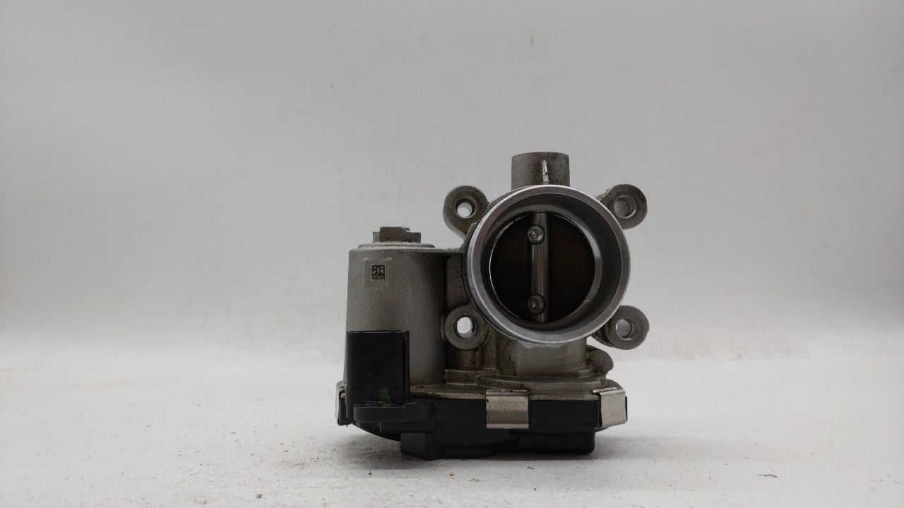 2018-2019 Chevrolet Equinox Throttle Body P/N:12659491BA 12671379AA Fits Fits 2016 2017 2018 2019 OEM Used Auto Parts - Oemu