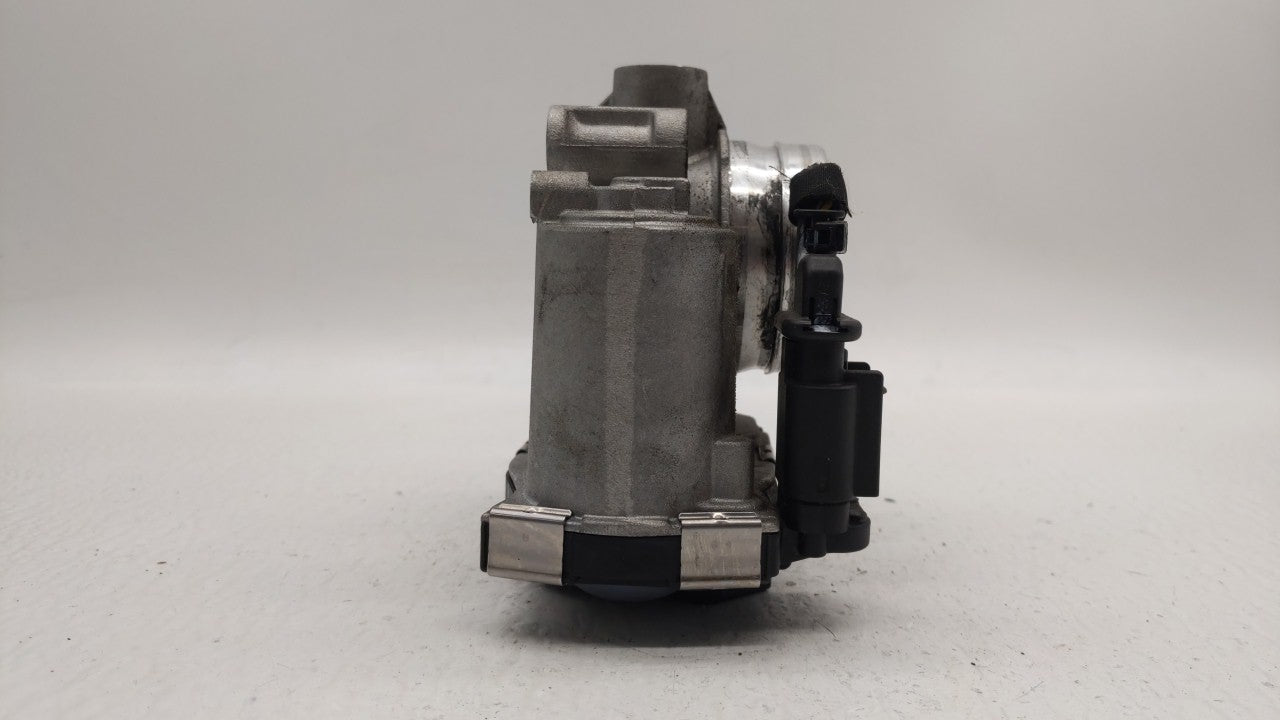 2018-2019 Chevrolet Equinox Throttle Body P/N:12659491BA 12671379AA Fits Fits 2016 2017 2018 2019 OEM Used Auto Parts - Oemu