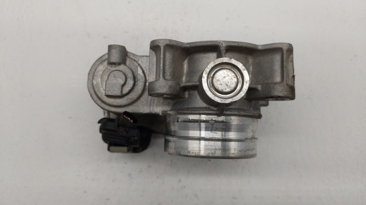 2018-2019 Chevrolet Equinox Throttle Body P/N:12659491BA 12671379AA Fits Fits 2016 2017 2018 2019 OEM Used Auto Parts - Oemu