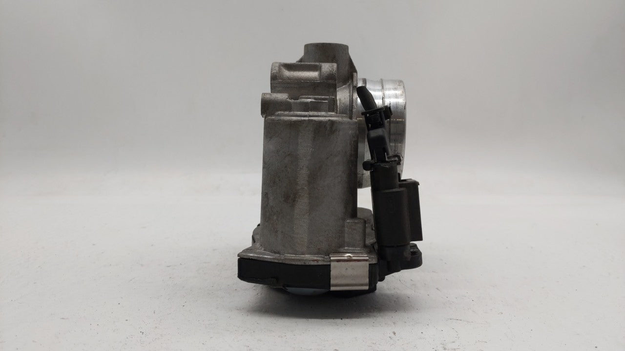 2018-2019 Chevrolet Equinox Throttle Body P/N:12659491BA 12671379AA Fits Fits 2016 2017 2018 2019 OEM Used Auto Parts - Oemu