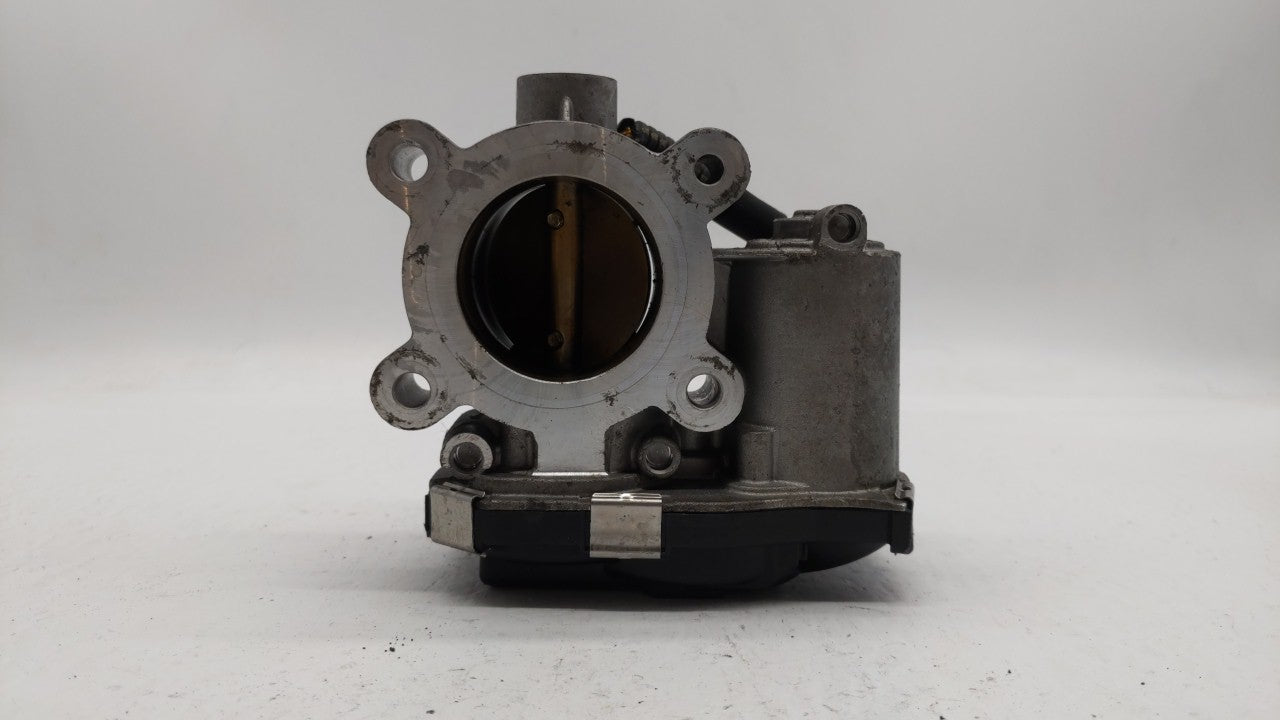 2018-2019 Chevrolet Equinox Throttle Body P/N:12659491BA 12671379AA Fits Fits 2016 2017 2018 2019 OEM Used Auto Parts - Oemu