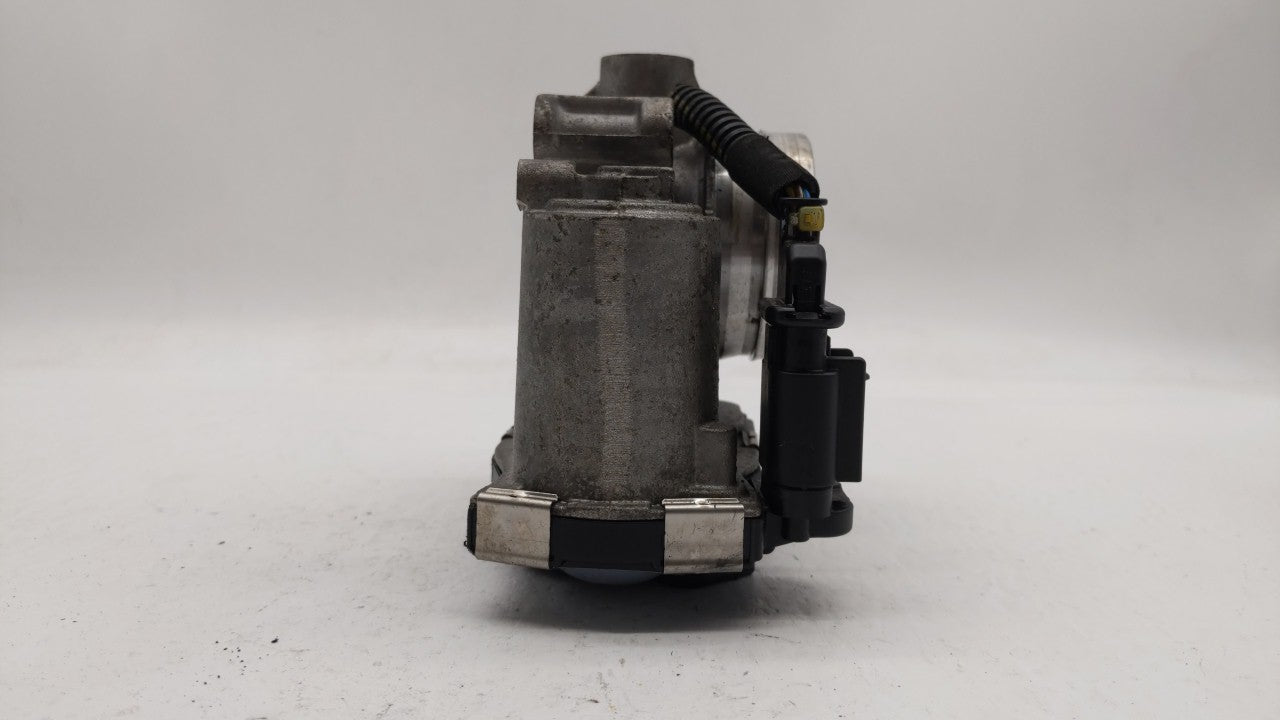2018-2019 Chevrolet Equinox Throttle Body P/N:12659491BA 12671379AA Fits Fits 2016 2017 2018 2019 OEM Used Auto Parts - Oemu