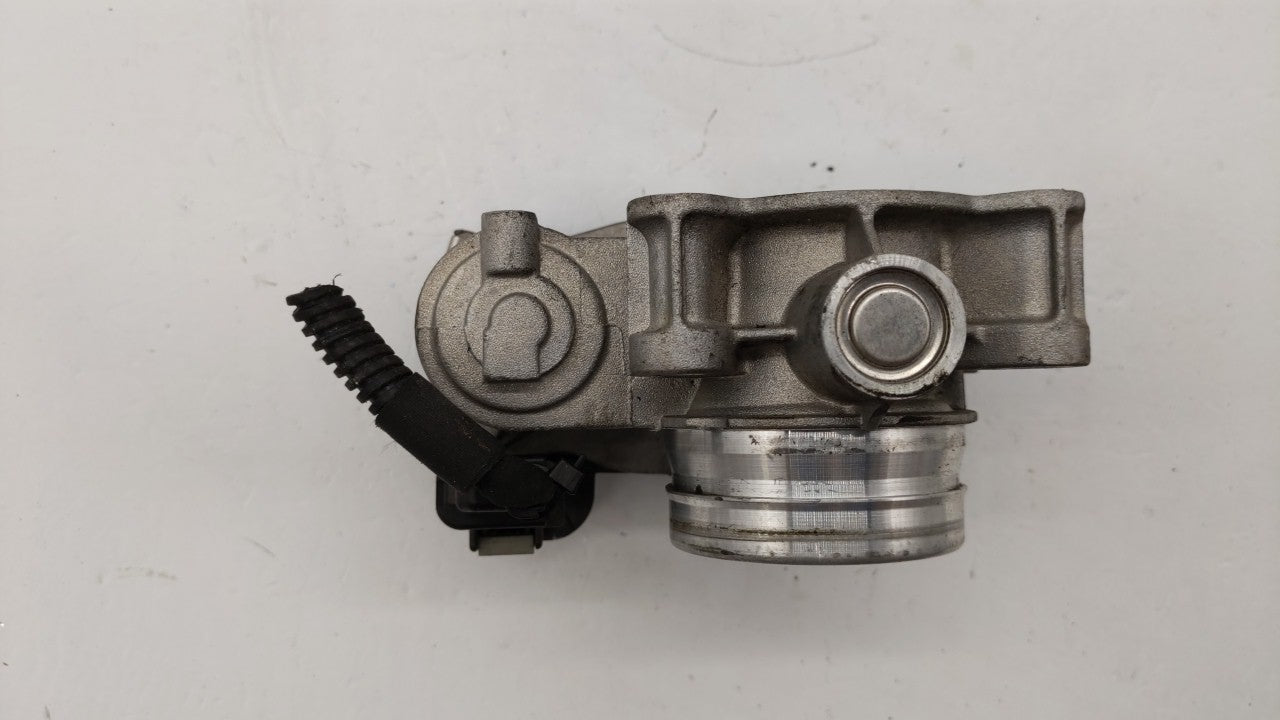 2018-2019 Chevrolet Equinox Throttle Body P/N:12659491BA 12671379AA Fits Fits 2016 2017 2018 2019 OEM Used Auto Parts - Oemu