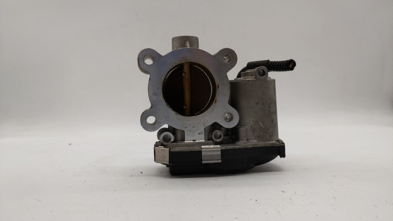2018-2019 Chevrolet Equinox Throttle Body P/N:12659491BA 12671379AA Fits Fits 2016 2017 2018 2019 OEM Used Auto Parts - Oemu