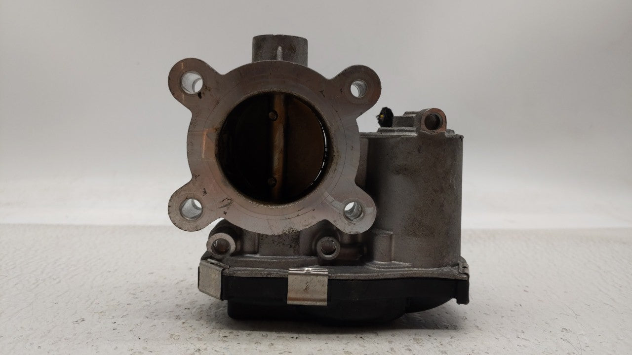 2018-2019 Chevrolet Equinox Throttle Body P/N:12659491BA 12671379AA Fits Fits 2016 2017 2018 2019 OEM Used Auto Parts - Oemu