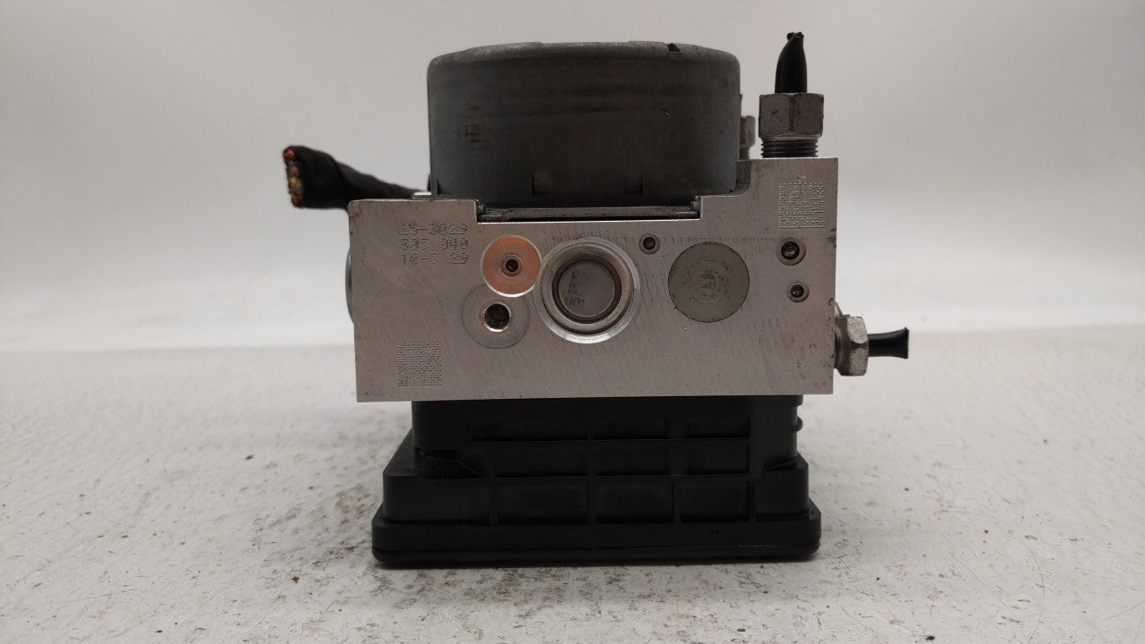 2018-2019 Chevrolet Equinox ABS Pump Control Module Replacement P/N:84646849 84560131, 84715330, 84342052 Fits Fits 2018 201