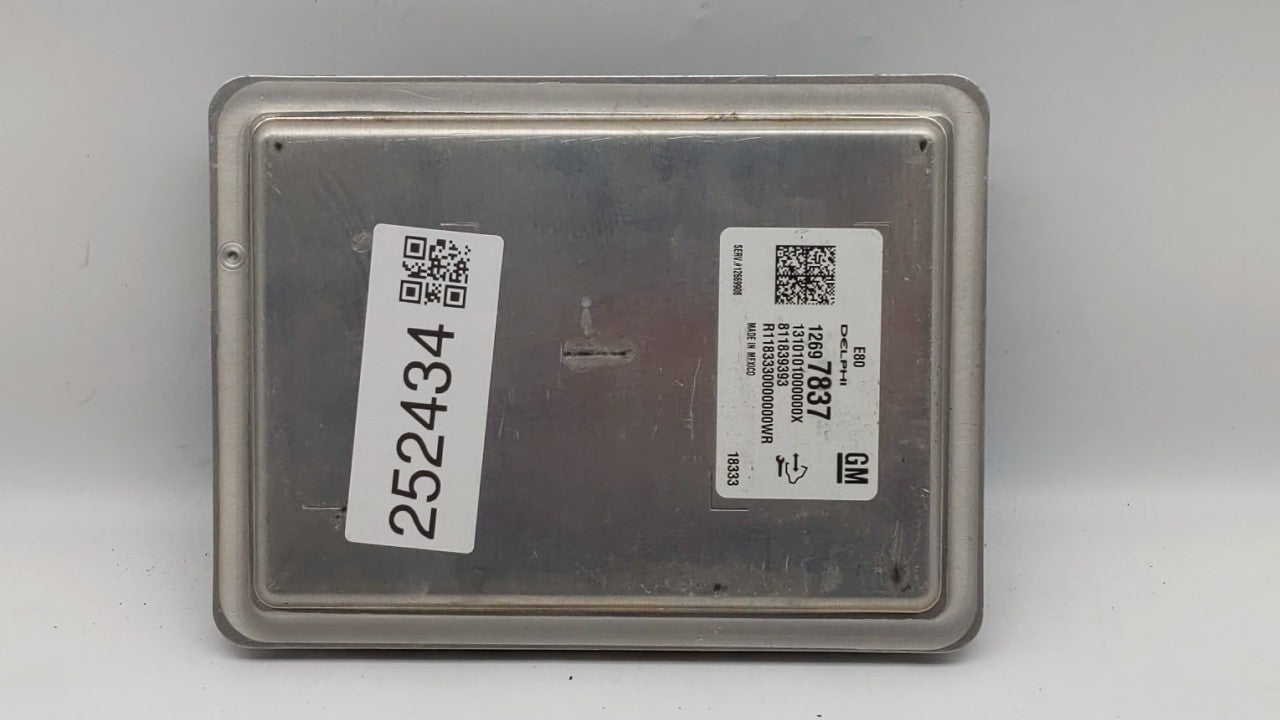 2018-2019 Chevrolet Equinox PCM Engine Control Computer ECU ECM PCU OEM P/N:12676683 12697837, 12700116 Fits Fits 2017 2018 
