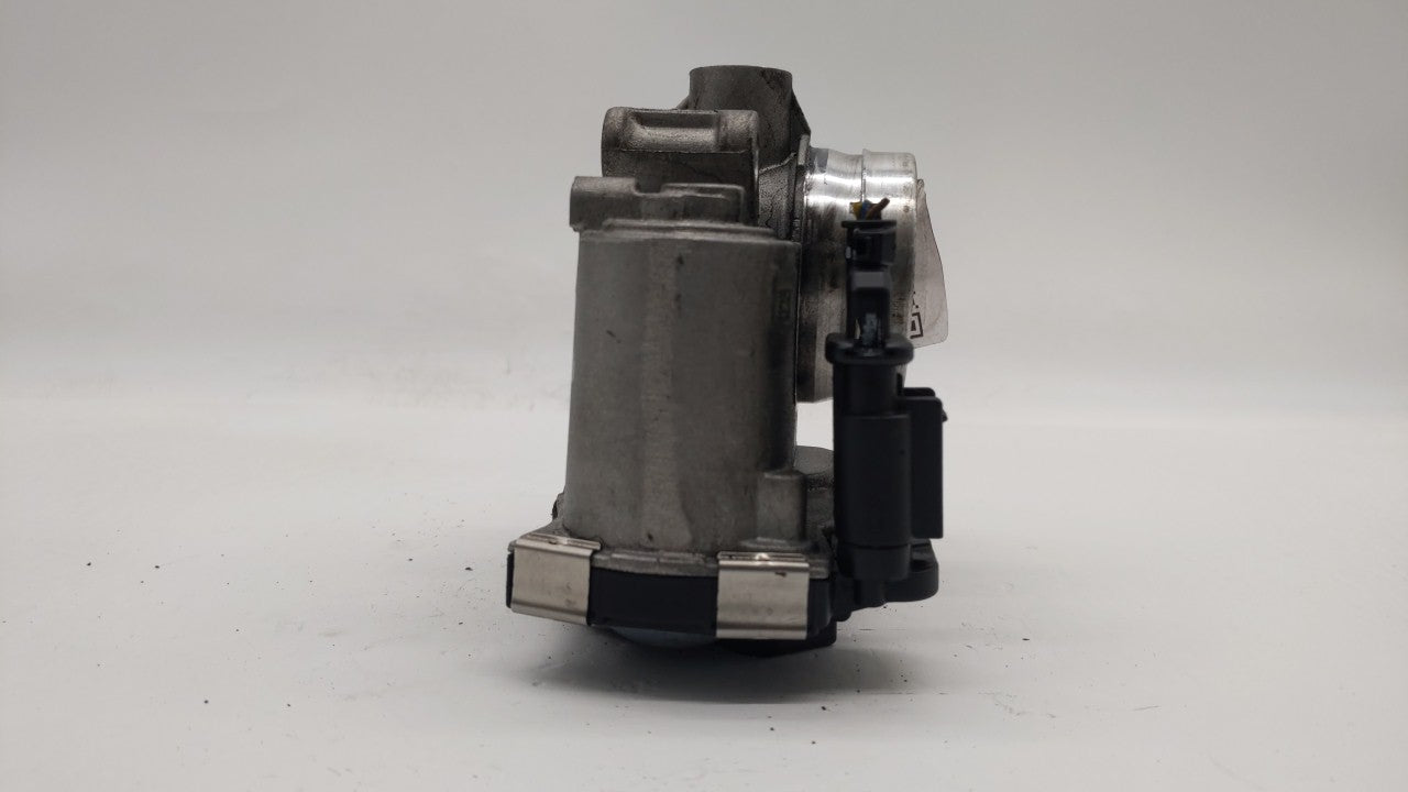2018-2019 Chevrolet Equinox Throttle Body P/N:12659491BA 12671379AA Fits Fits 2016 2017 2018 2019 OEM Used Auto Parts - Oemu