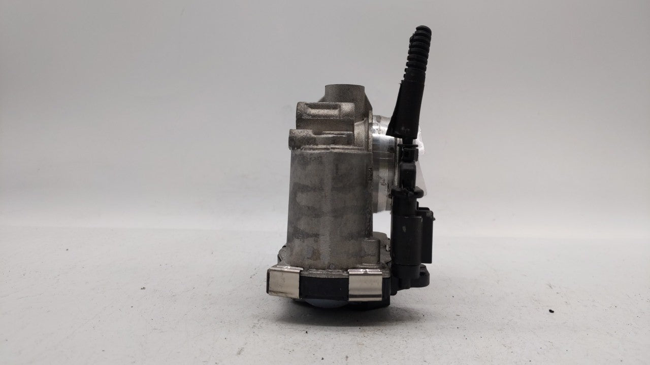 2018-2019 Chevrolet Equinox Throttle Body P/N:12659491BA 12671379AA Fits Fits 2016 2017 2018 2019 OEM Used Auto Parts - Oemu