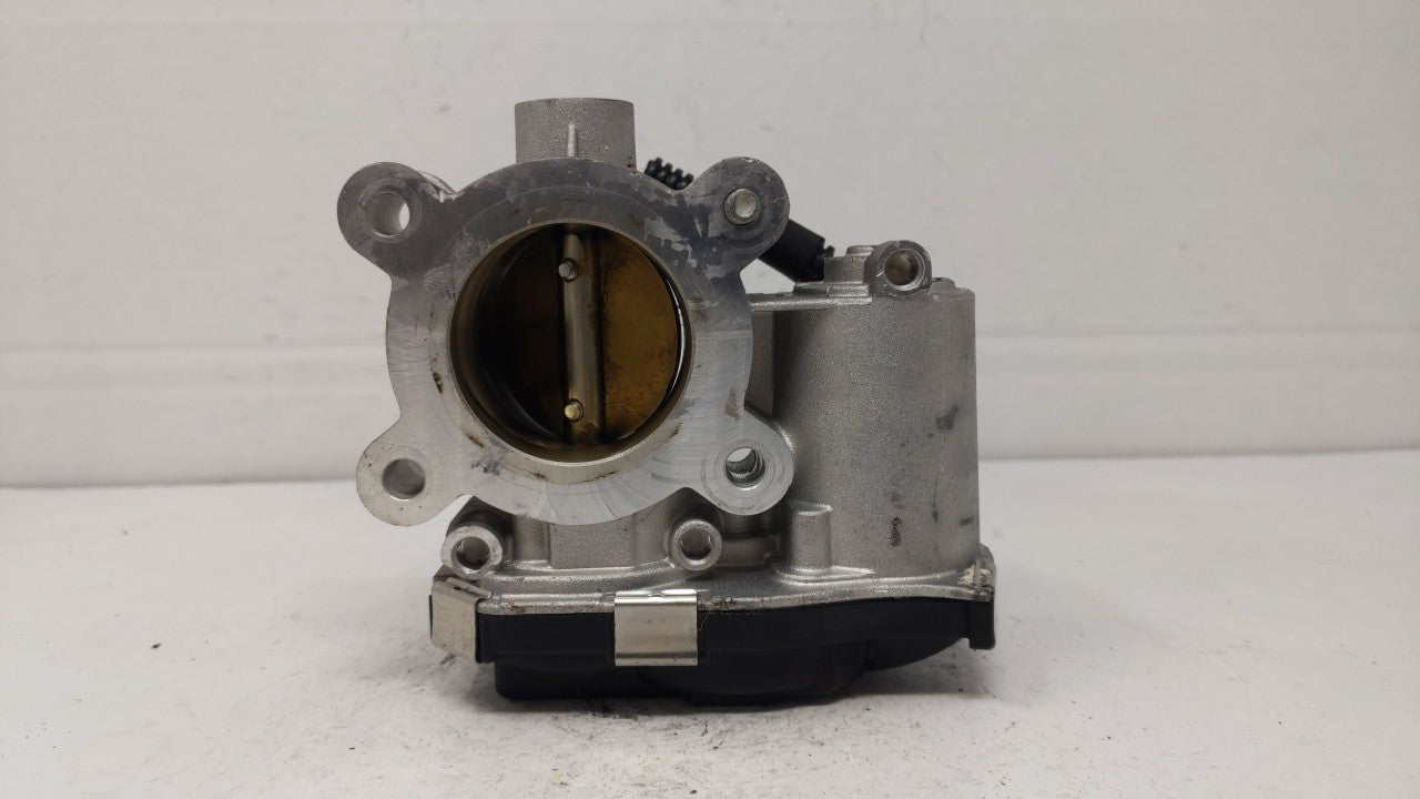 2018-2019 Chevrolet Equinox Throttle Body P/N:12659491BA 12671379AA Fits Fits 2016 2017 2018 2019 OEM Used Auto Parts - Oemu