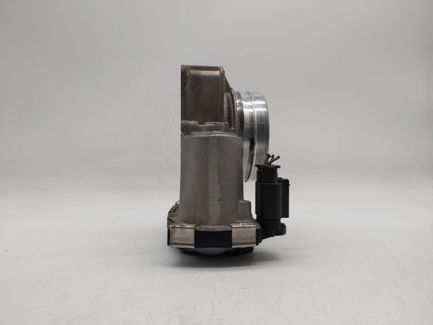 2018-2019 Chevrolet Equinox Throttle Body P/N:12670837AA 12681472AA, 12670937AA Fits Fits 2013 2014 2015 2016 2017 2018 2019