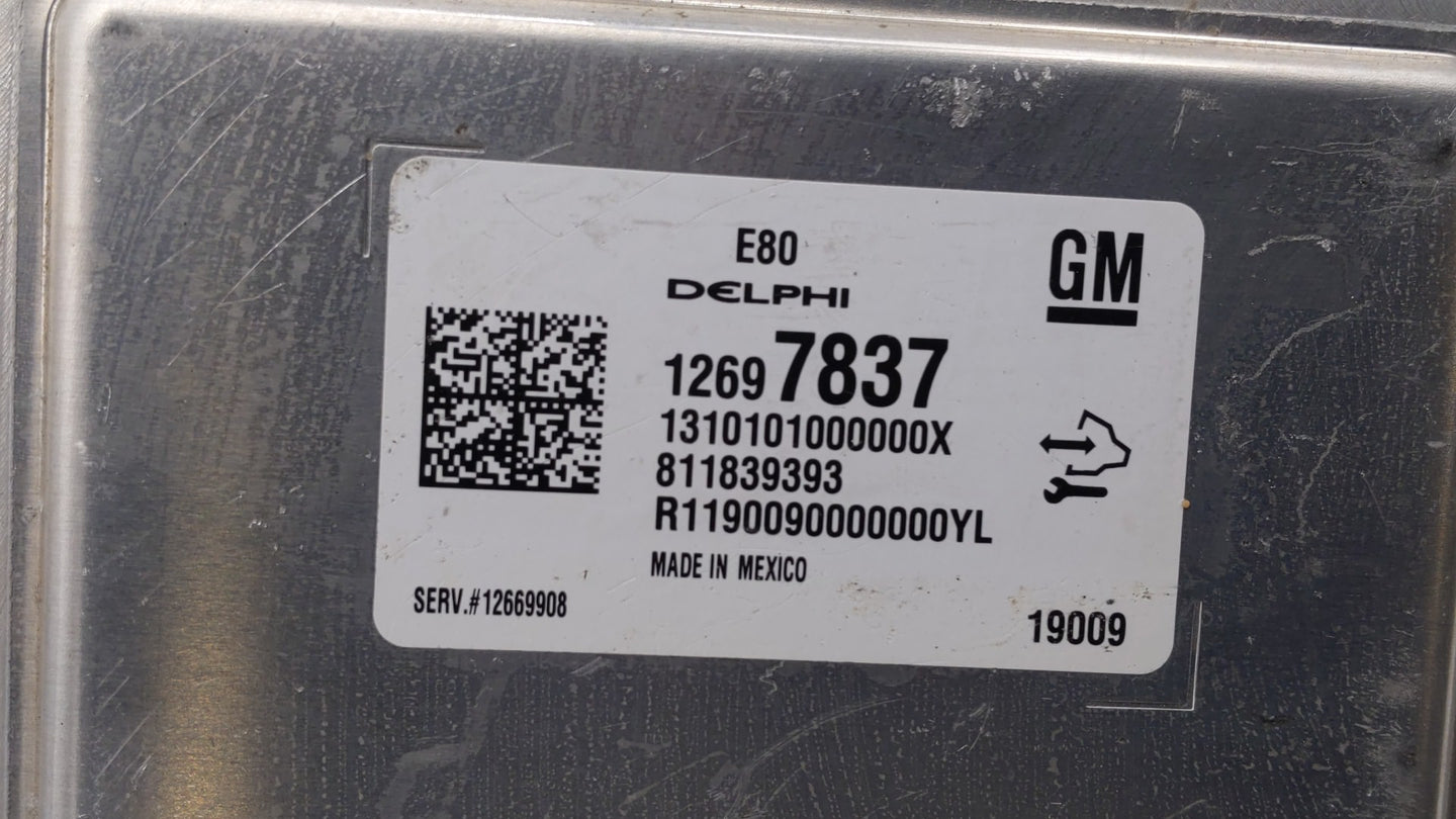 2018-2019 Chevrolet Equinox PCM Engine Control Computer ECU ECM PCU OEM P/N:12692812 12687467, 12696201 Fits Fits 2017 2018 