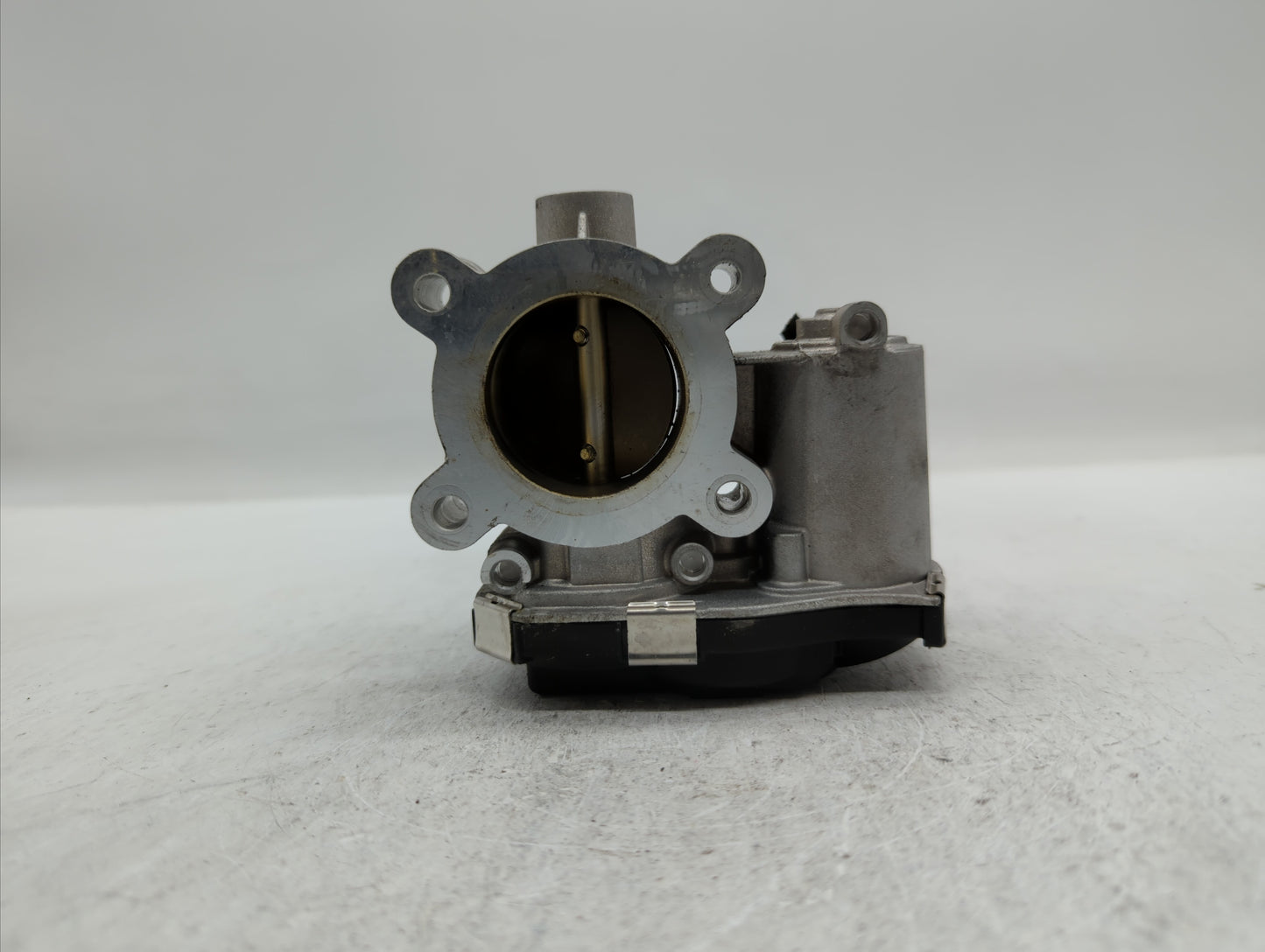 2018-2019 Chevrolet Equinox Throttle Body P/N:12659491BA 12671379AA Fits Fits 2016 2017 2018 2019 OEM Used Auto Parts - Oemu