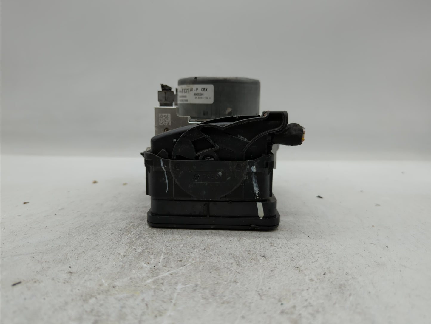 2018-2019 Chevrolet Equinox ABS Pump Control Module Replacement P/N:84560131 Fits Fits 2018 2019 OEM Used Auto Parts - Oemus