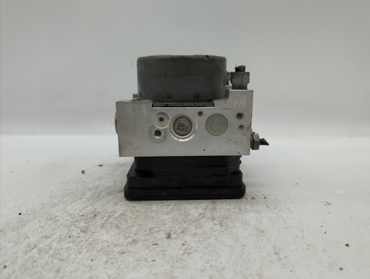 2018-2019 Chevrolet Equinox ABS Pump Control Module Replacement P/N:84560131 84342052, 84646849, 84715330 Fits Fits 2018 201