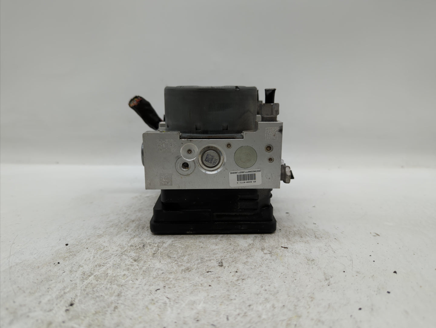2018-2019 Chevrolet Equinox ABS Pump Control Module Replacement P/N:84560131 84342052, 84646849, 84715330 Fits Fits 2018 201