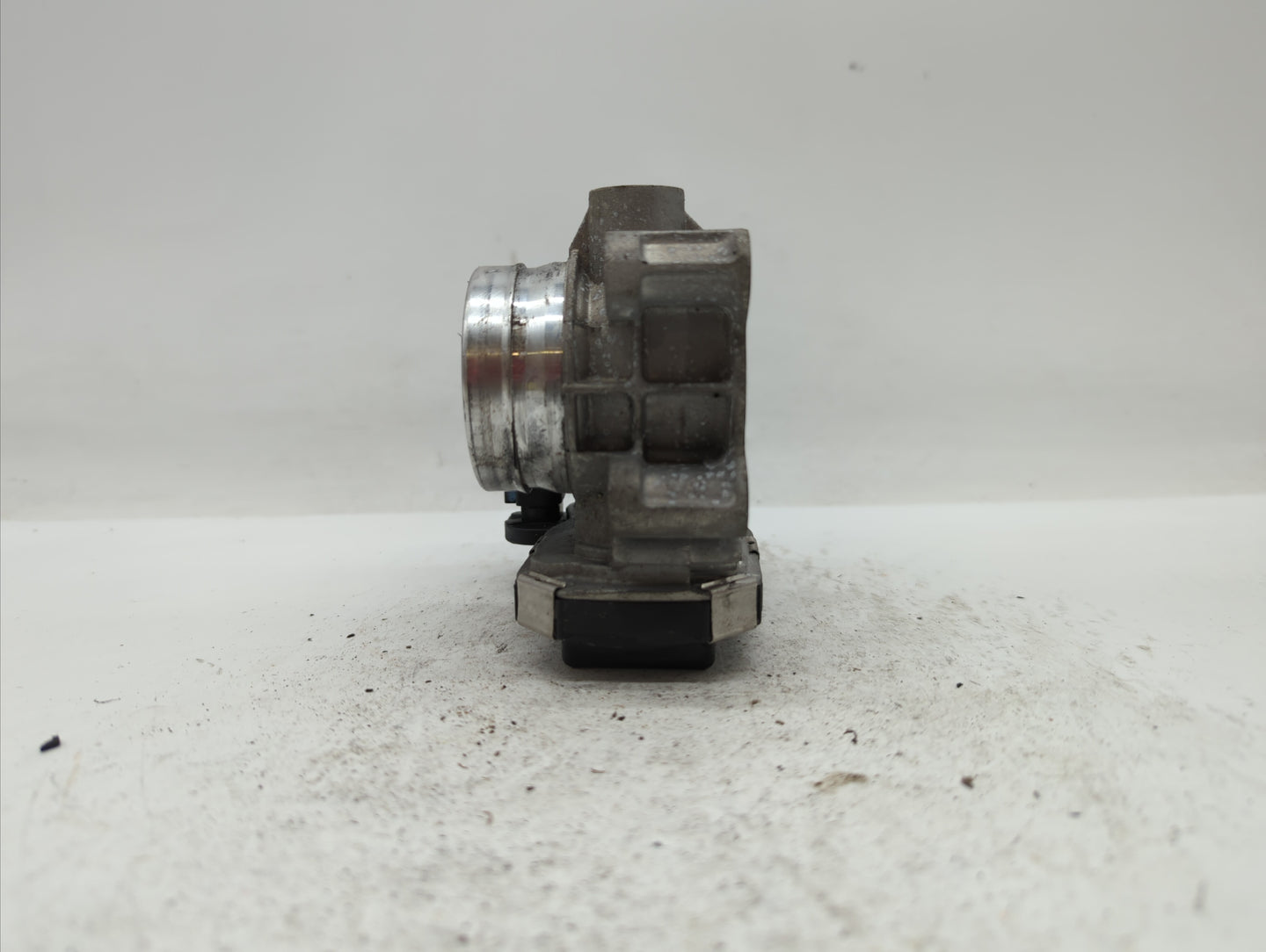 2018-2019 Chevrolet Equinox Throttle Body P/N:12659491BA 12671379AA Fits Fits 2016 2017 2018 2019 OEM Used Auto Parts - Oemu