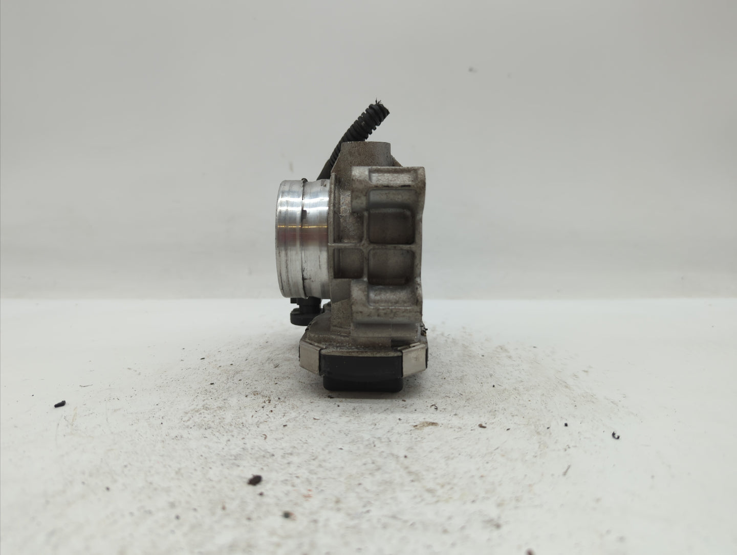 2018-2019 Chevrolet Equinox Throttle Body P/N:12659491BA 12671379AA Fits Fits 2016 2017 2018 2019 OEM Used Auto Parts - Oemu