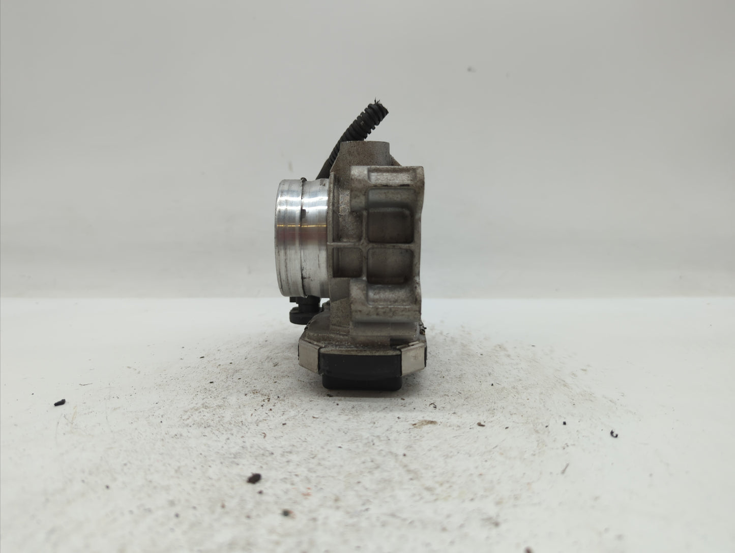 2018-2019 Chevrolet Equinox Throttle Body P/N:12659491BA 12671379AA Fits Fits 2016 2017 2018 2019 OEM Used Auto Parts - Oemu