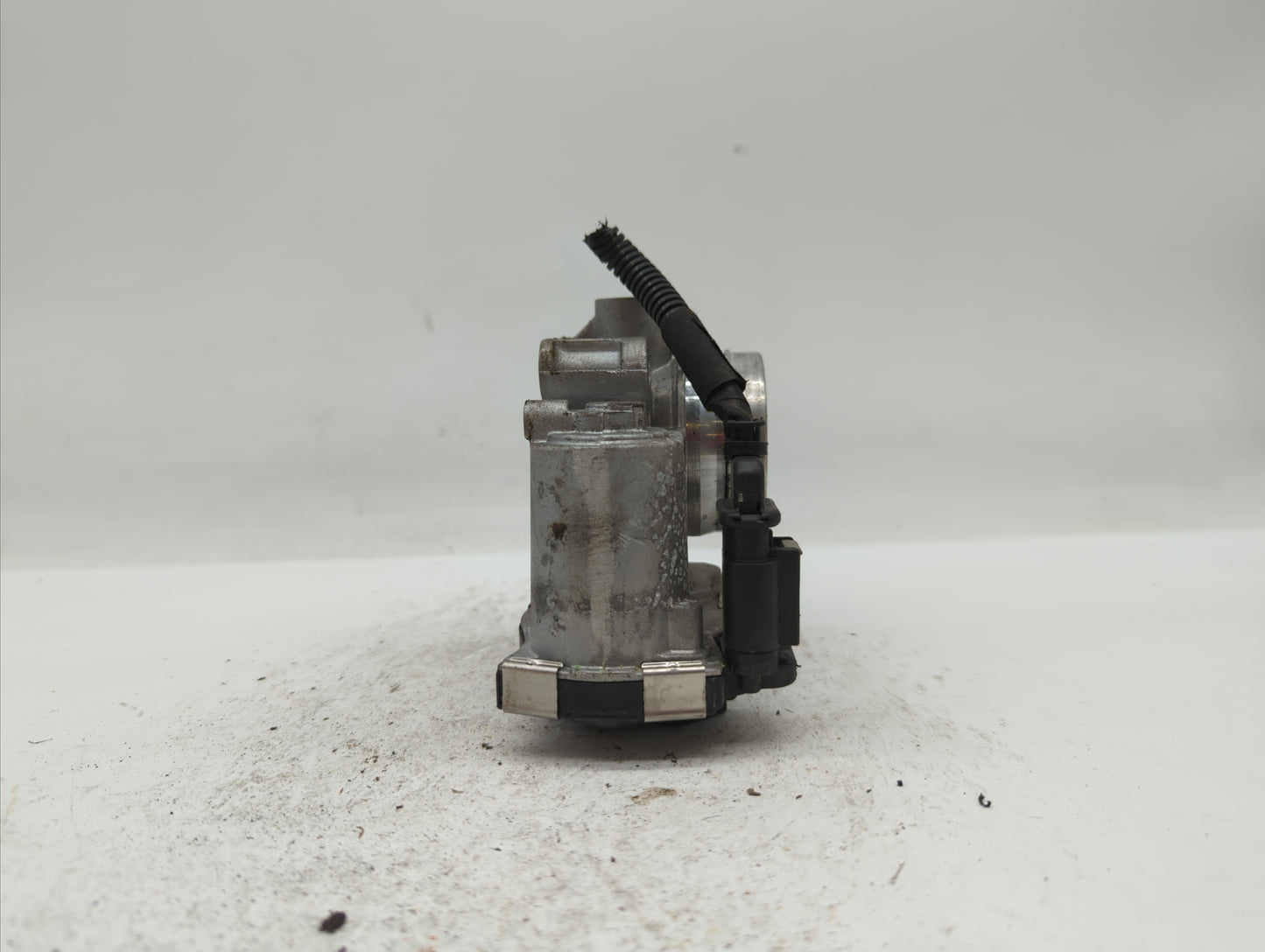 2018-2019 Chevrolet Equinox Throttle Body P/N:12659491BA 12671379AA Fits Fits 2016 2017 2018 2019 OEM Used Auto Parts - Oemu