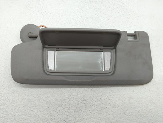 2018-2019 Chevrolet Equinox Sun Visor Shade Replacement Driver Left Mirror Fits Fits 2018 2019 OEM Used Auto Parts - Oemused