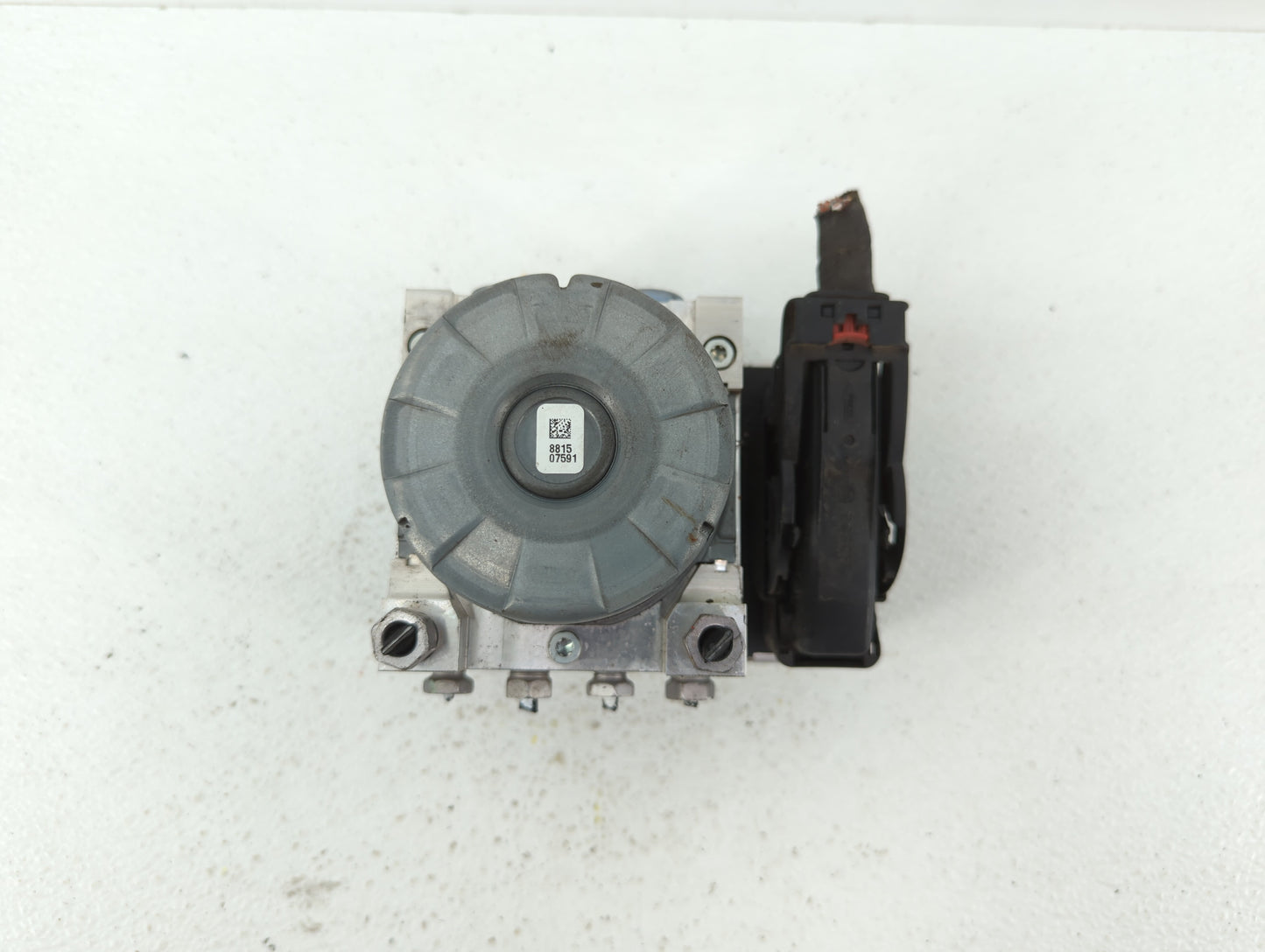 2018-2019 Chevrolet Equinox ABS Pump Control Module Replacement P/N:84646851 84414759, 84254908 Fits Fits 2018 2019 OEM Used