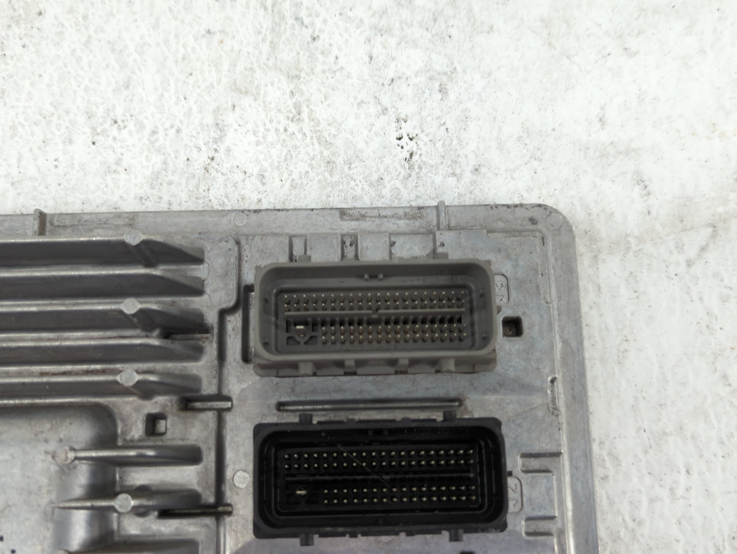 2018-2019 Chevrolet Equinox PCM Engine Control Computer ECU ECM PCU OEM P/N:12669908 12681528 Fits Fits 2017 2018 2019 OEM U