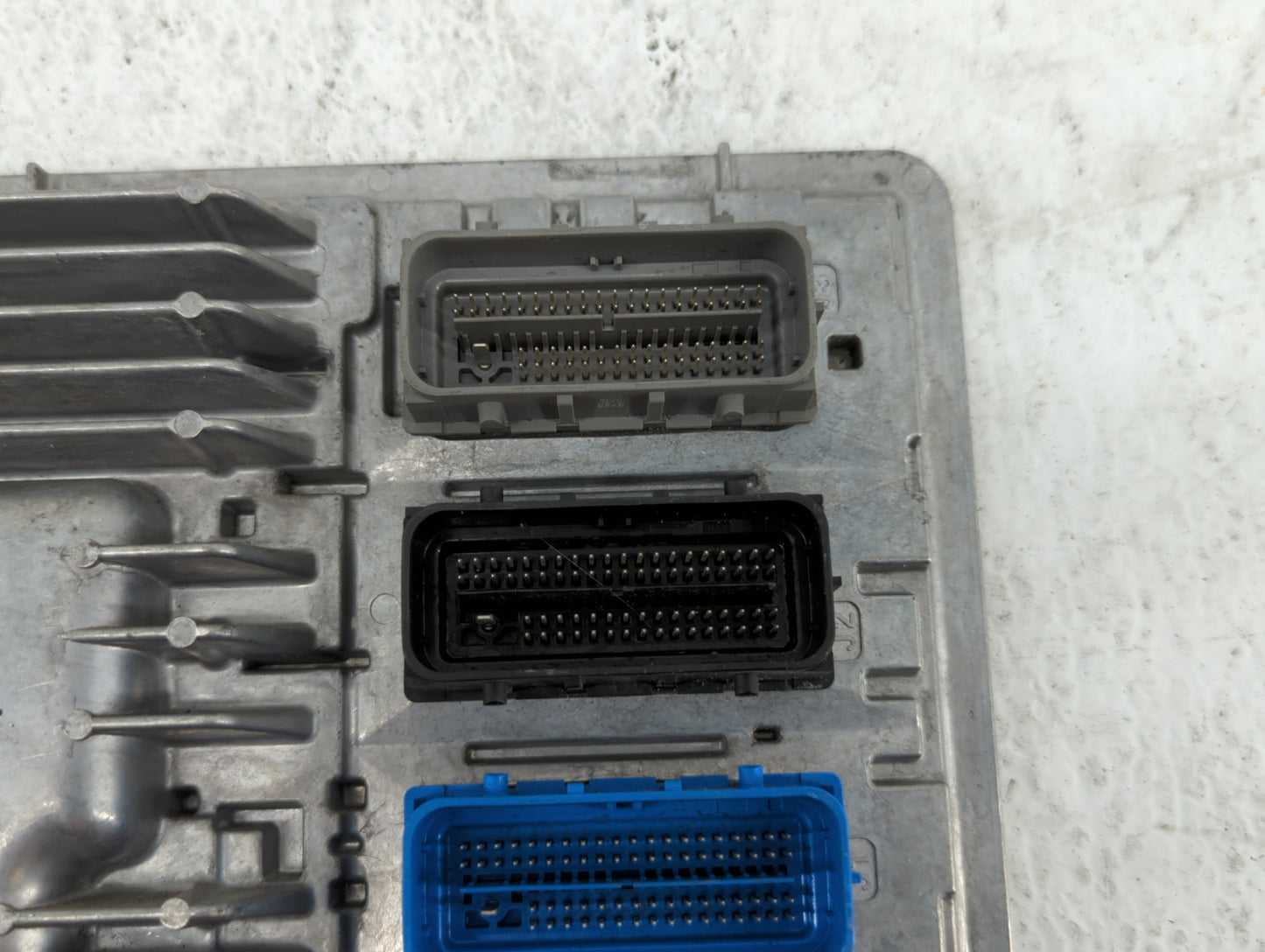 2018-2019 Chevrolet Equinox PCM Engine Control Computer ECU ECM PCU OEM P/N:12669908 12681528 Fits Fits 2017 2018 2019 OEM U