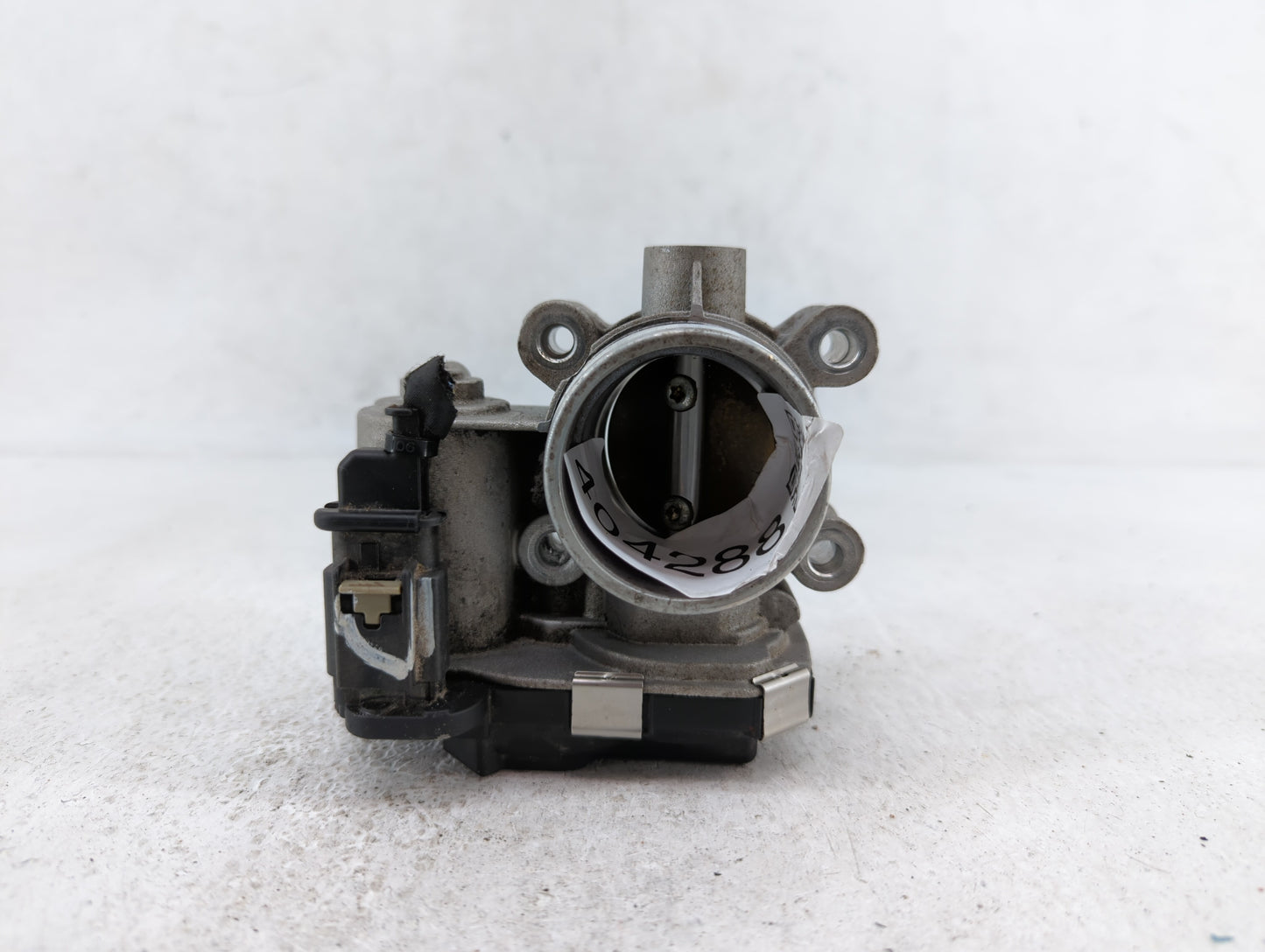 2018-2019 Chevrolet Equinox Throttle Body P/N:12671379AA Fits Fits 2016 2017 2018 2019 OEM Used Auto Parts - Oemusedautopart