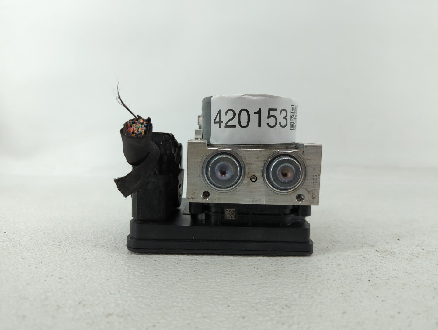 2019-2020 Chevrolet Equinox ABS Pump Control Module Replacement P/N:84560131 Fits Fits 2019 2020 2021 2022 OEM Used Auto Par