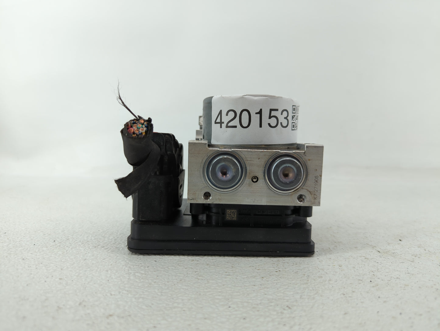 2019-2020 Chevrolet Equinox ABS Pump Control Module Replacement P/N:84560131 Fits Fits 2019 2020 2021 2022 OEM Used Auto Par