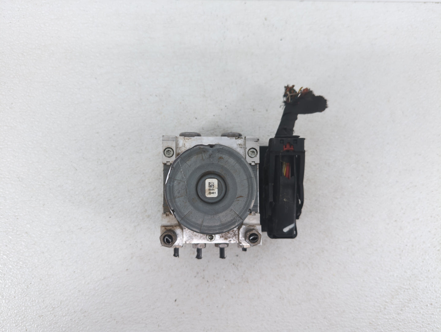 2018-2019 Chevrolet Equinox ABS Pump Control Module Replacement P/N:84560131 84342054, 84342052 Fits Fits 2018 2019 2020 202