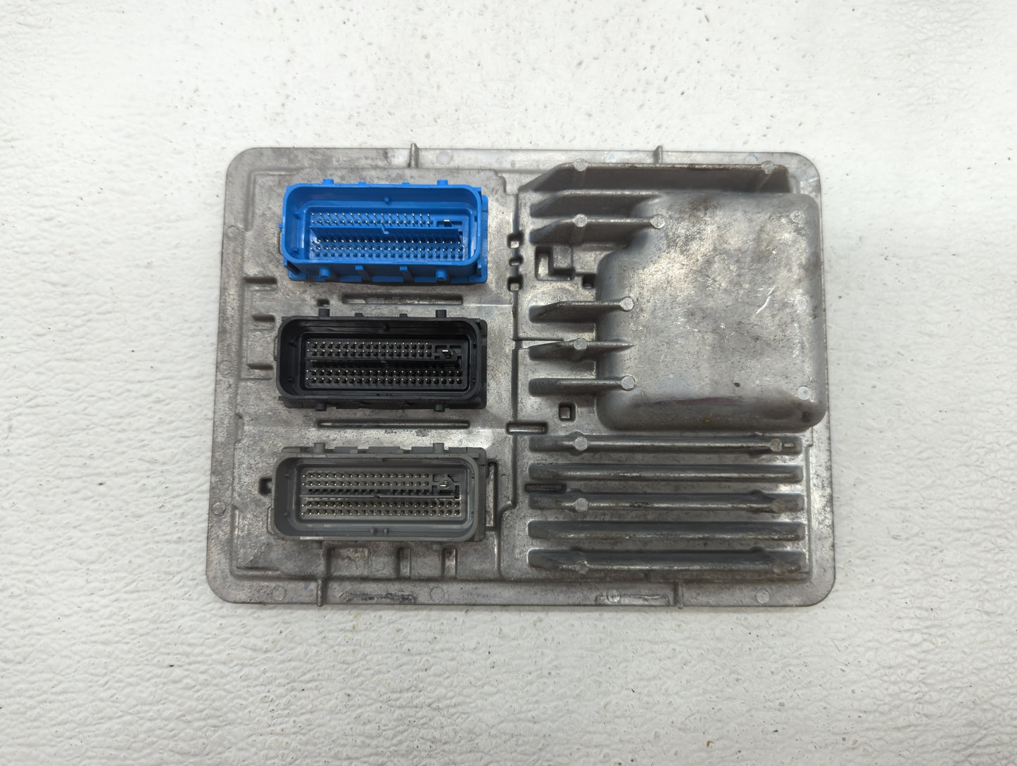 2018-2020 Chevrolet Equinox PCM Engine Control Computer ECU ECM PCU OEM P/N:12695198 12669908 Fits OEM Used Auto Parts - Oem
