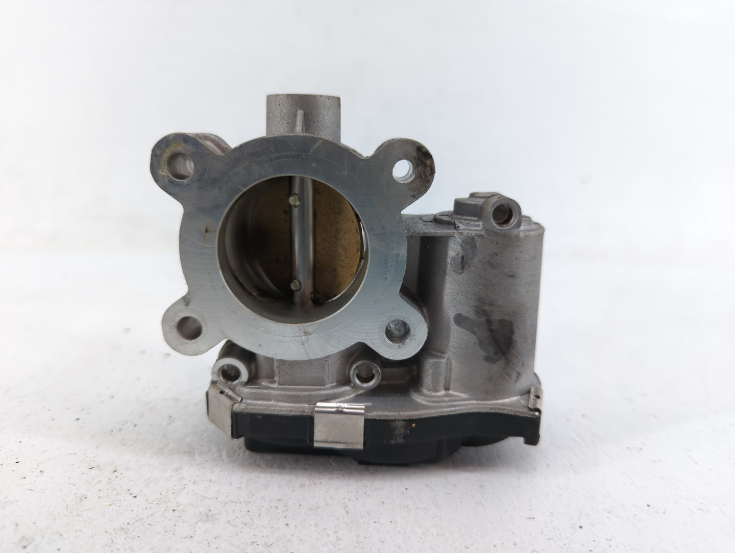 2018-2022 Chevrolet Equinox Throttle Body P/N:12671379AA Fits Fits 2016 2017 2018 2019 2020 2021 2022 OEM Used Auto Parts - 