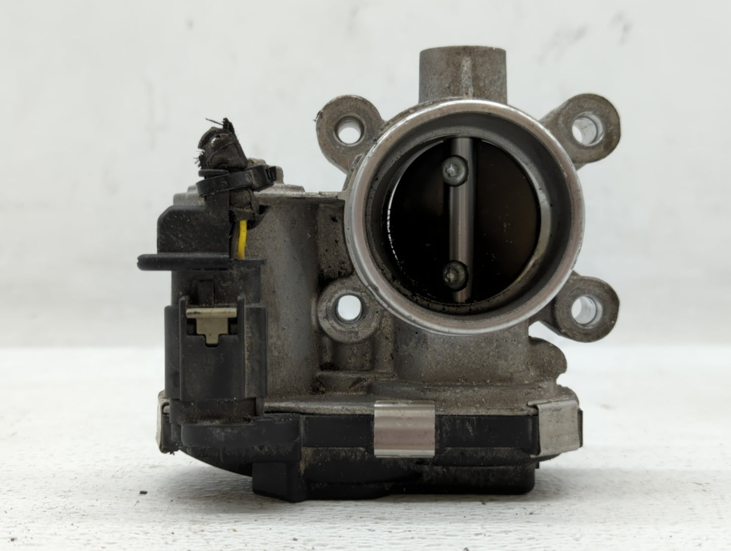 2018-2022 Chevrolet Equinox Throttle Body P/N:12671379AA Fits Fits 2016 2017 2018 2019 2020 2021 2022 OEM Used Auto Parts - 
