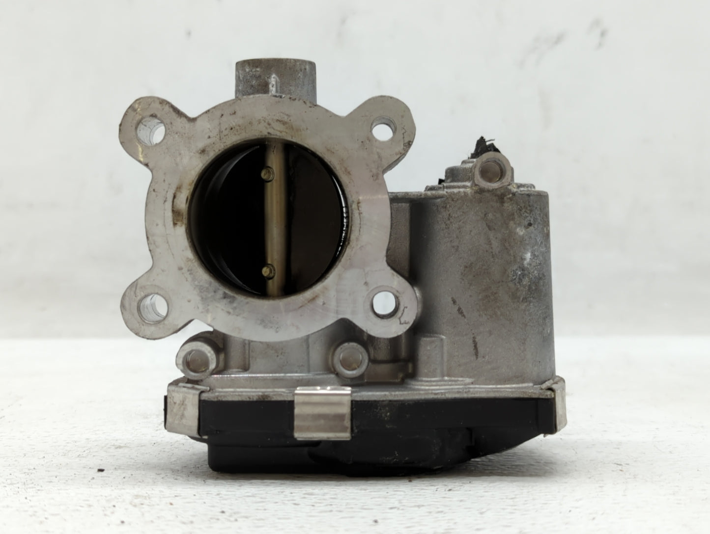 2018-2022 Chevrolet Equinox Throttle Body P/N:12671379AA Fits Fits 2016 2017 2018 2019 2020 2021 2022 OEM Used Auto Parts - 