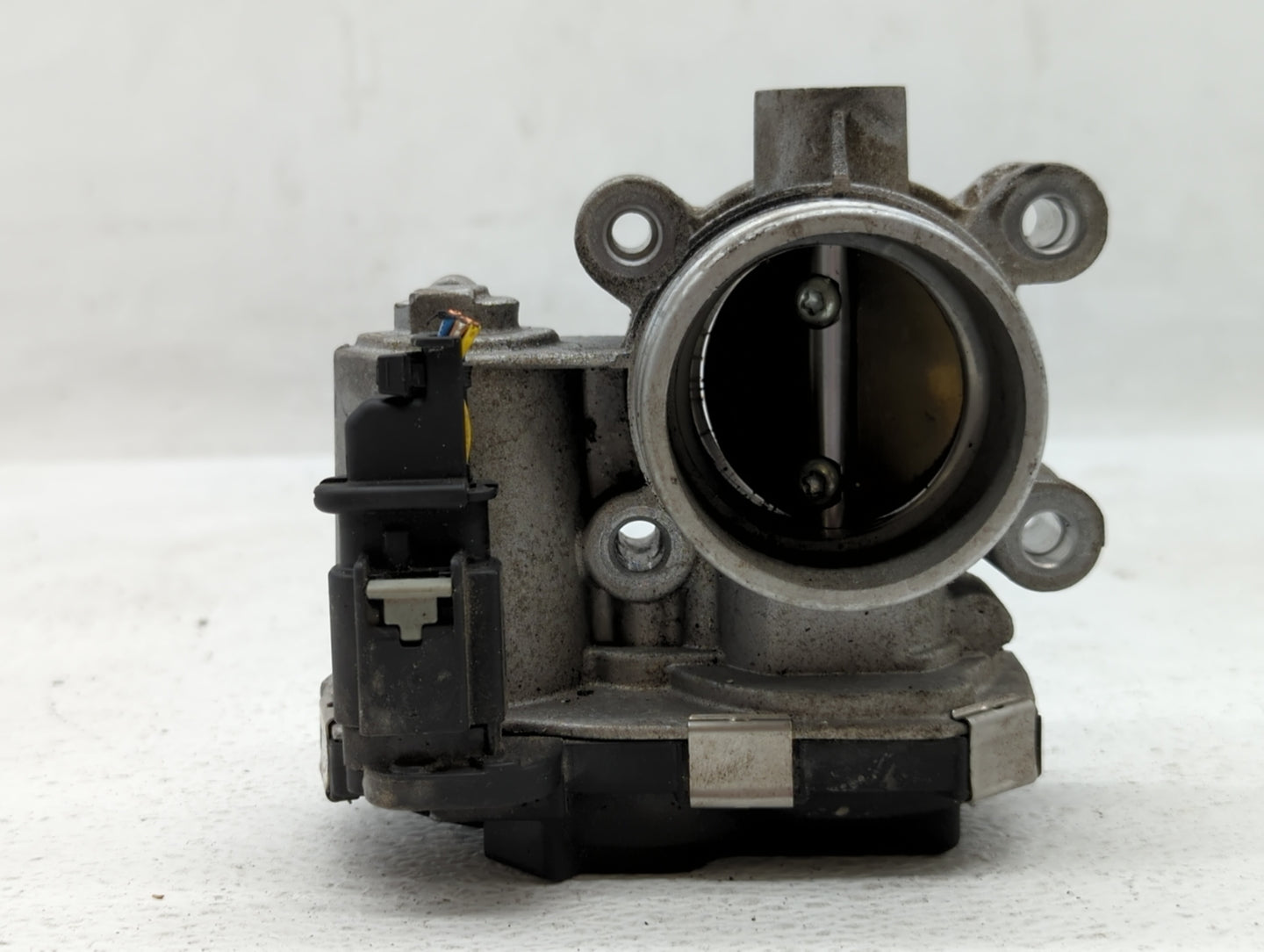 2018-2022 Chevrolet Equinox Throttle Body P/N:12671379AA Fits Fits 2016 2017 2018 2019 2020 2021 2022 OEM Used Auto Parts - 