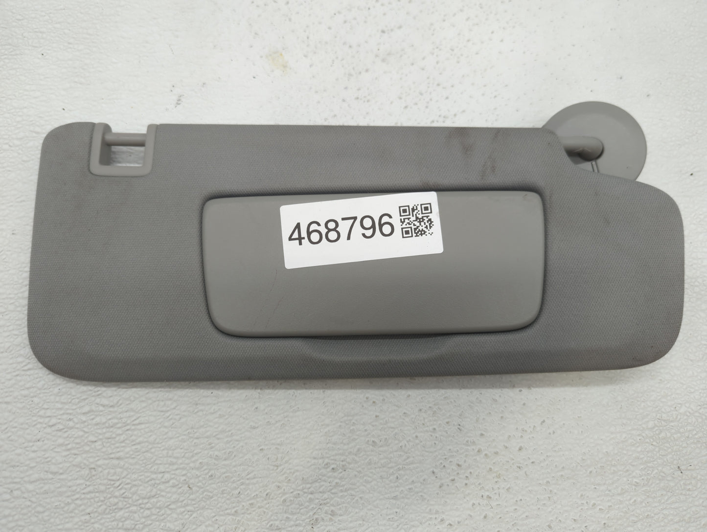 2018-2019 Chevrolet Equinox Sun Visor Shade Replacement Passenger Right Mirror Fits Fits 2018 2019 OEM Used Auto Parts - Oem