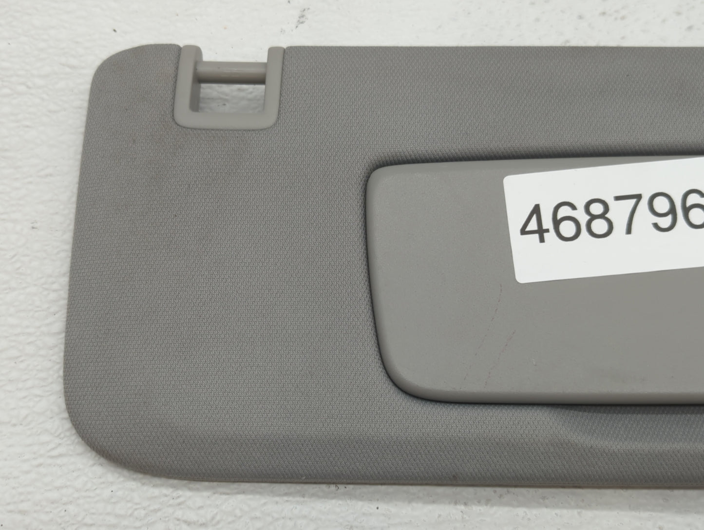 2018-2019 Chevrolet Equinox Sun Visor Shade Replacement Passenger Right Mirror Fits Fits 2018 2019 OEM Used Auto Parts - Oem