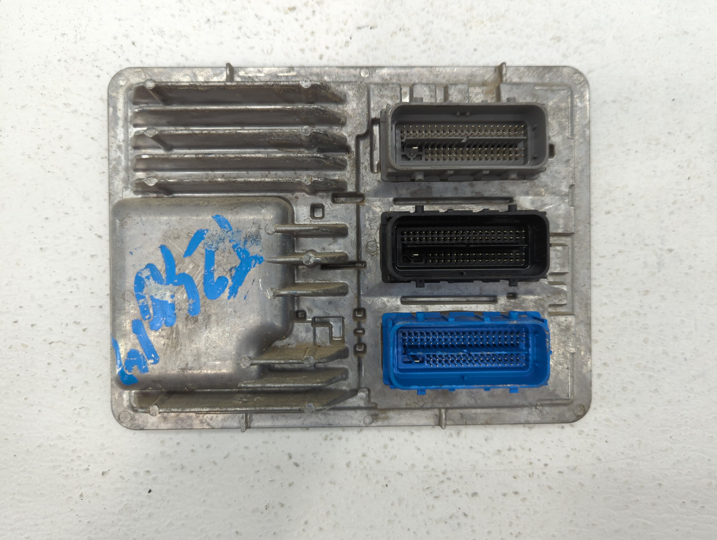 2019 Chevrolet Equinox PCM Engine Control Computer ECU ECM PCU OEM P/N:12697838 12695341, 12695618, 12699666 Fits OEM Used A
